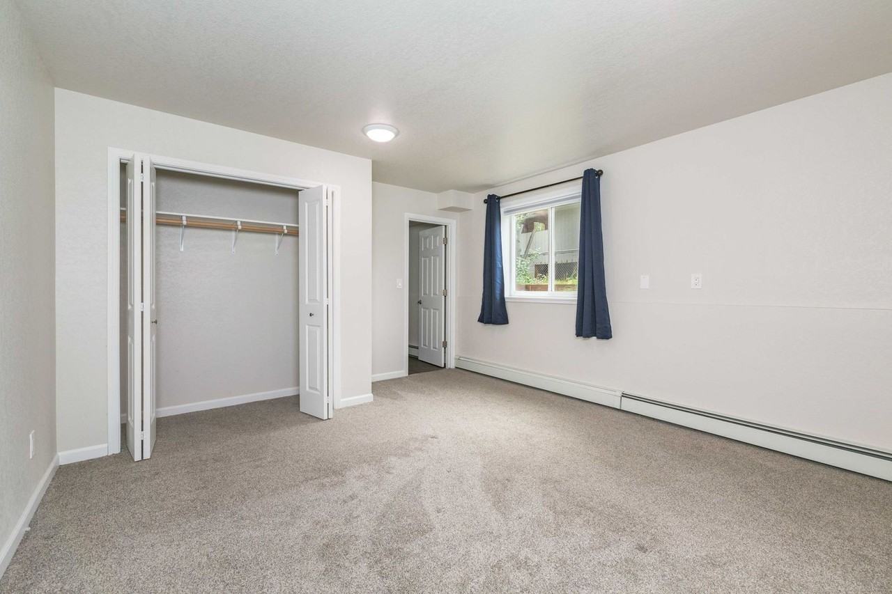 2826 Totem Dr - Photo 6 of 22