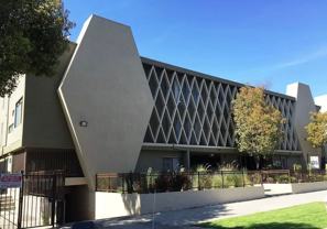 511 N Kenmore - Photo 1 of 1