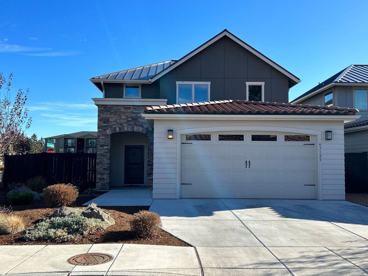 63123 Nw Via Cambria - Photo 2 of 26