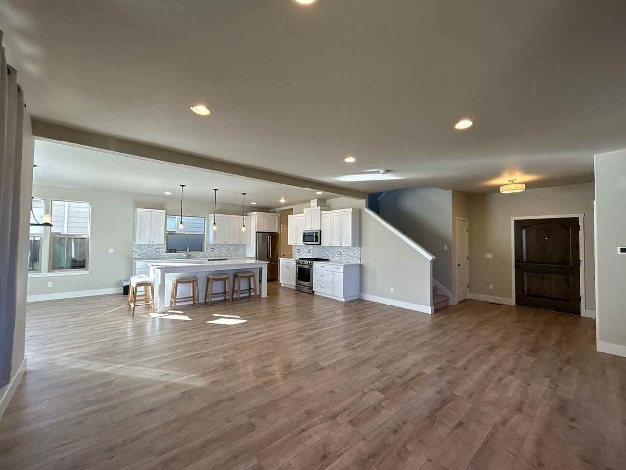 63123 Nw Via Cambria - Photo 6 of 26