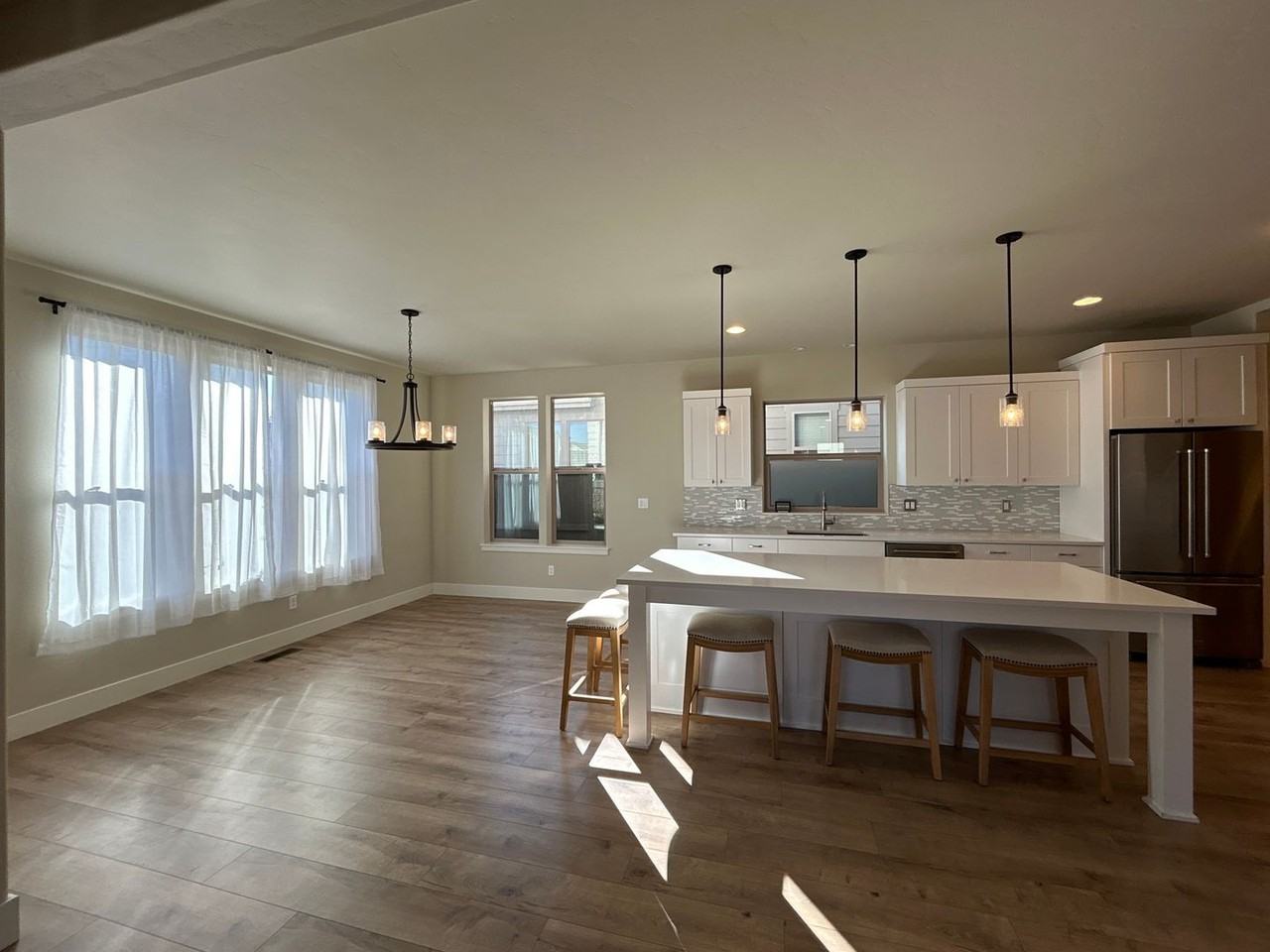 63123 Nw Via Cambria - Photo 7 of 26