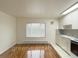 featured image of 726 Adams St Se