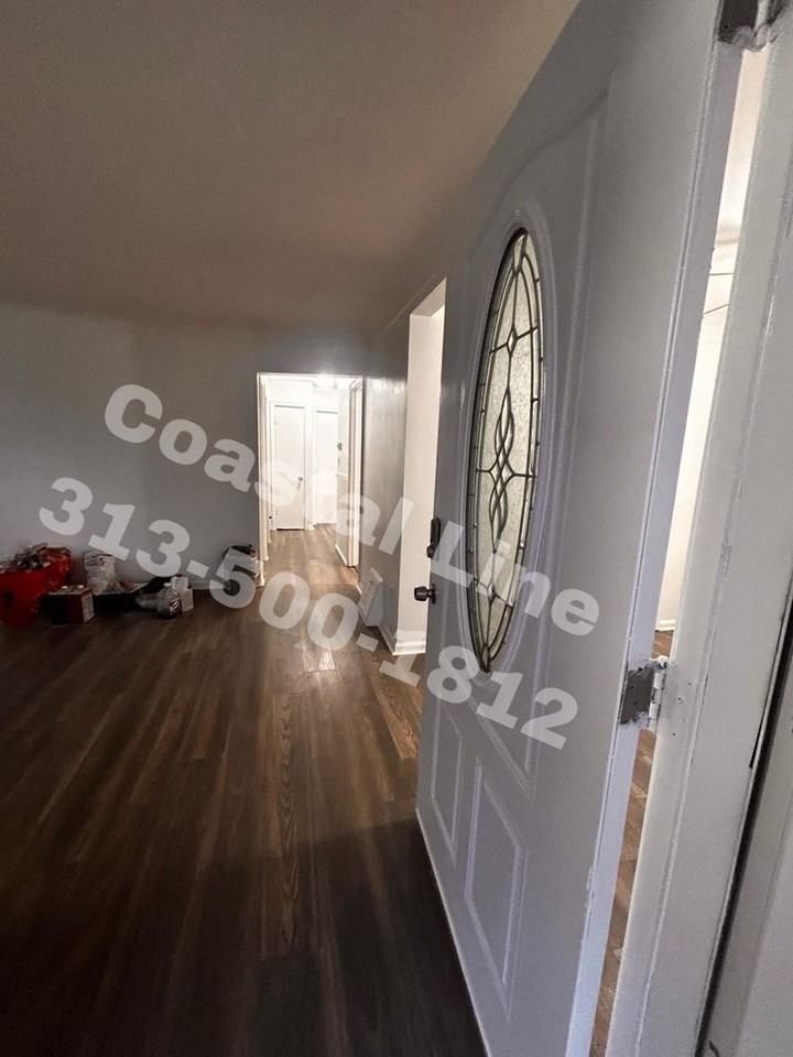 14067 Edmore Dr - Photo 5 of 18