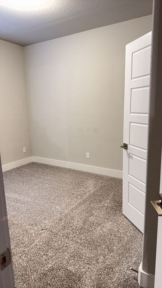 680 The Cottages Dr - Photo 6 of 10