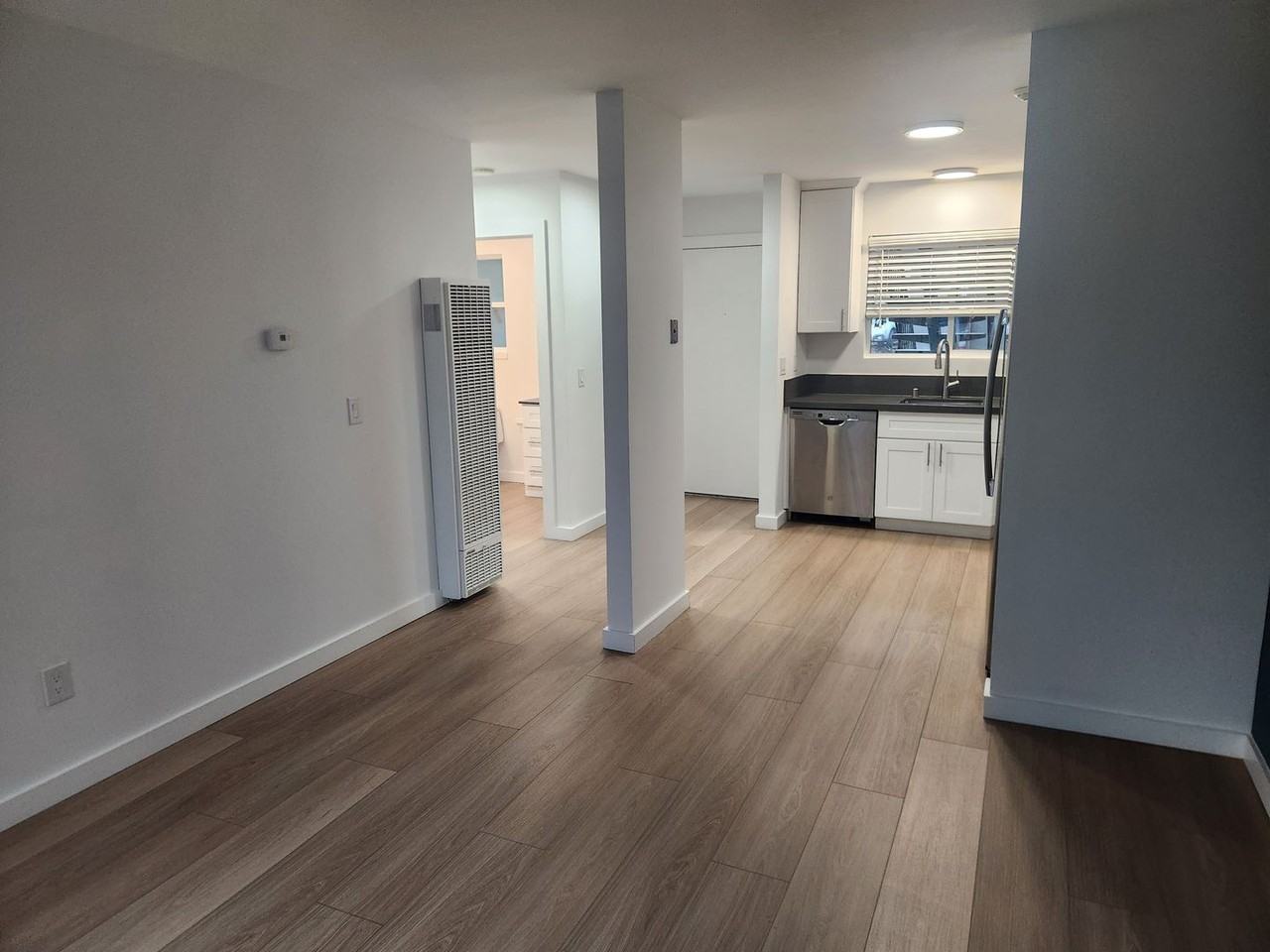 Olof Street Apartments - Photo 5 of 25