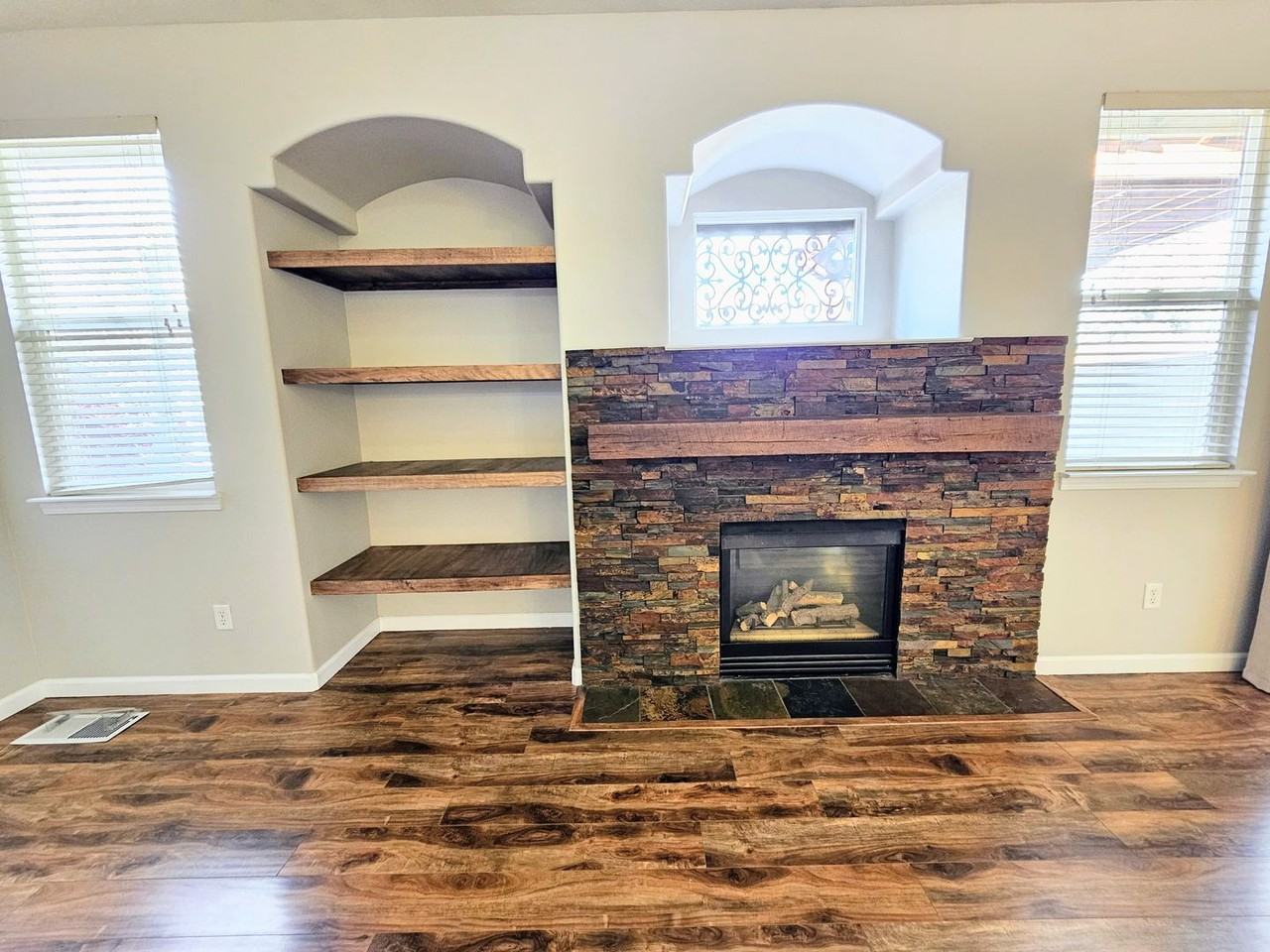 8713 Spinner Ct - Photo 7 of 29