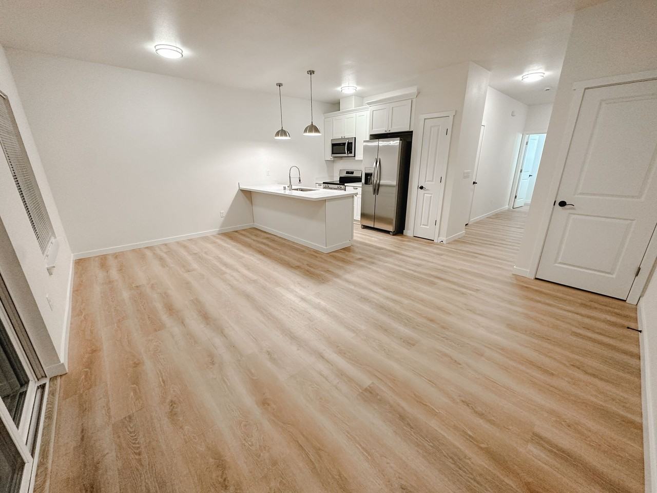 202 Mashell Ave S - Photo 5 of 18