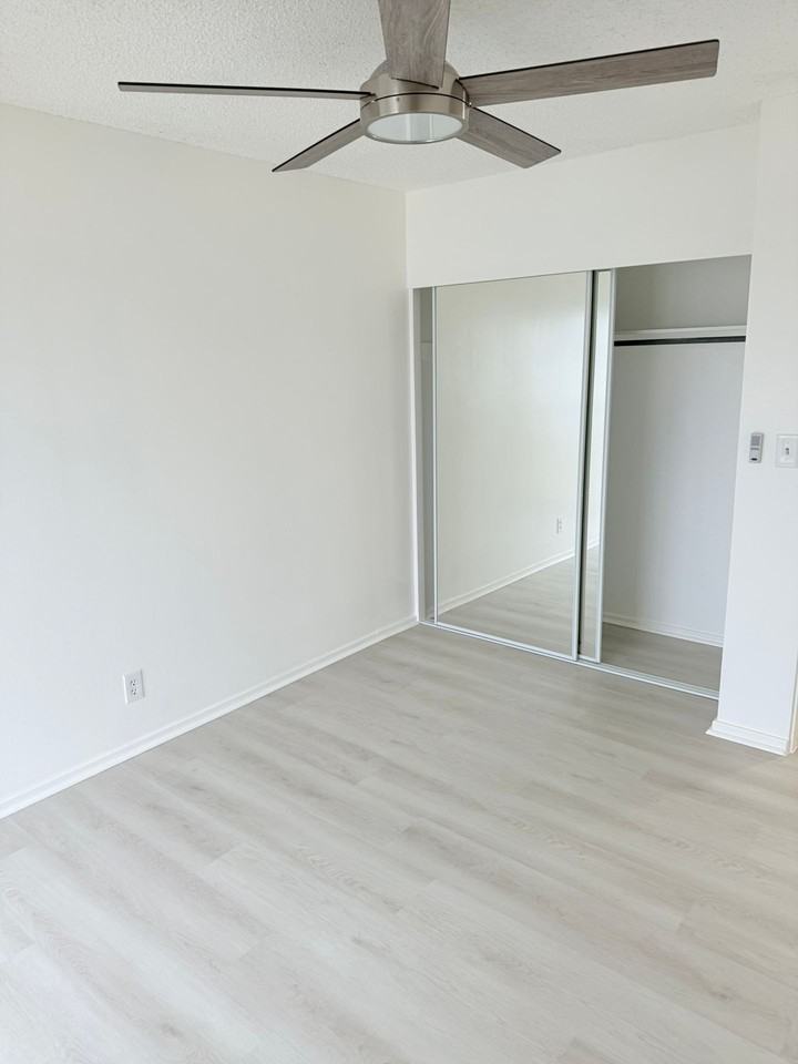 123M- 1217 / 1219 Kuokoa St. - Photo 6 of 19