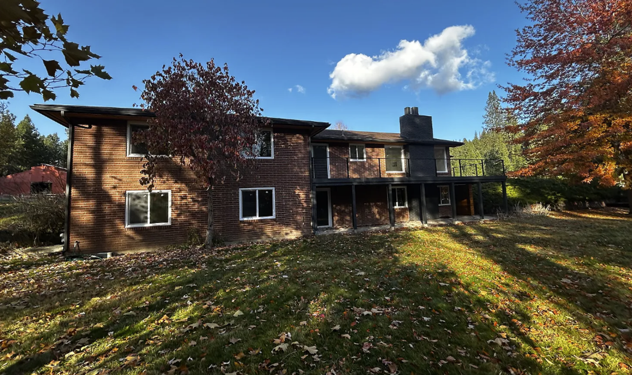 4069 N Maple Leaf Rd - Photo 3 of 5