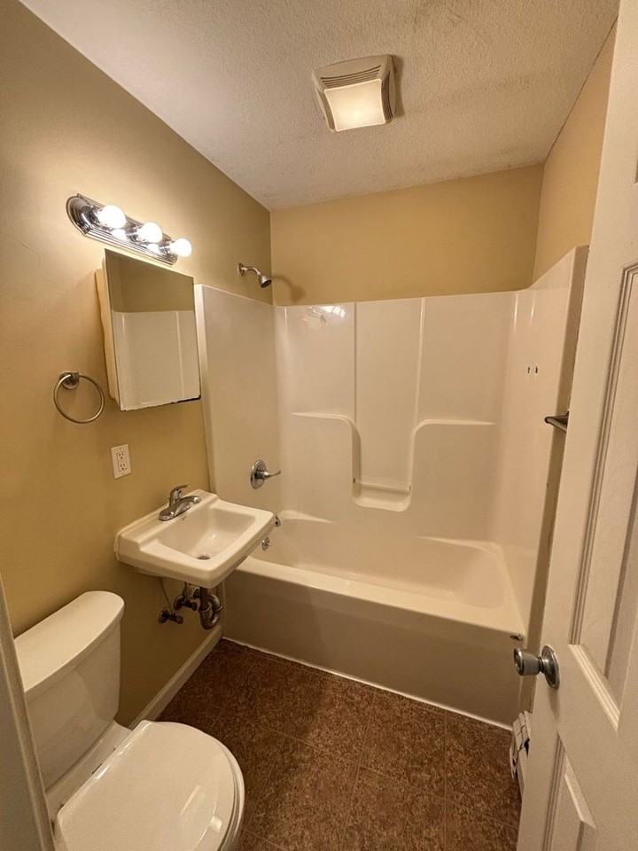 1203 Coler - Photo 5 of 8