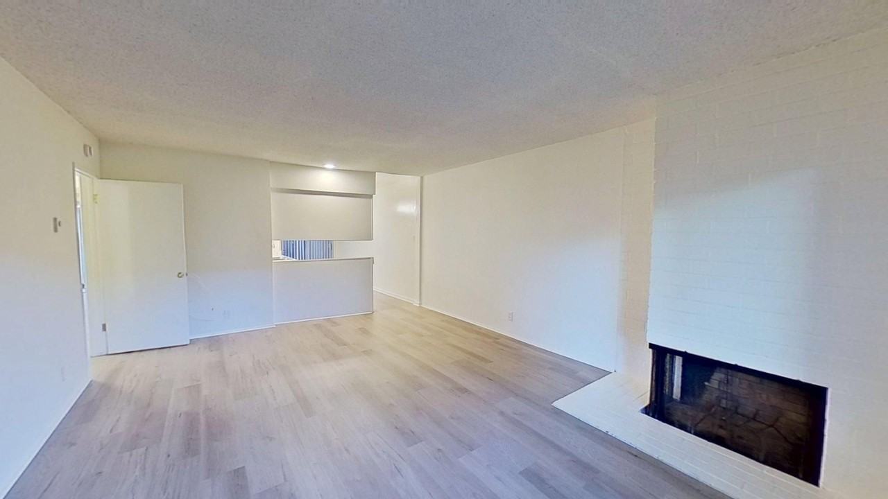 Hana Kiki Apartments - Photo 7 of 43