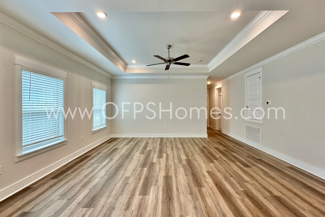 7422 Stagecoach Rd - Photo 4 of 28