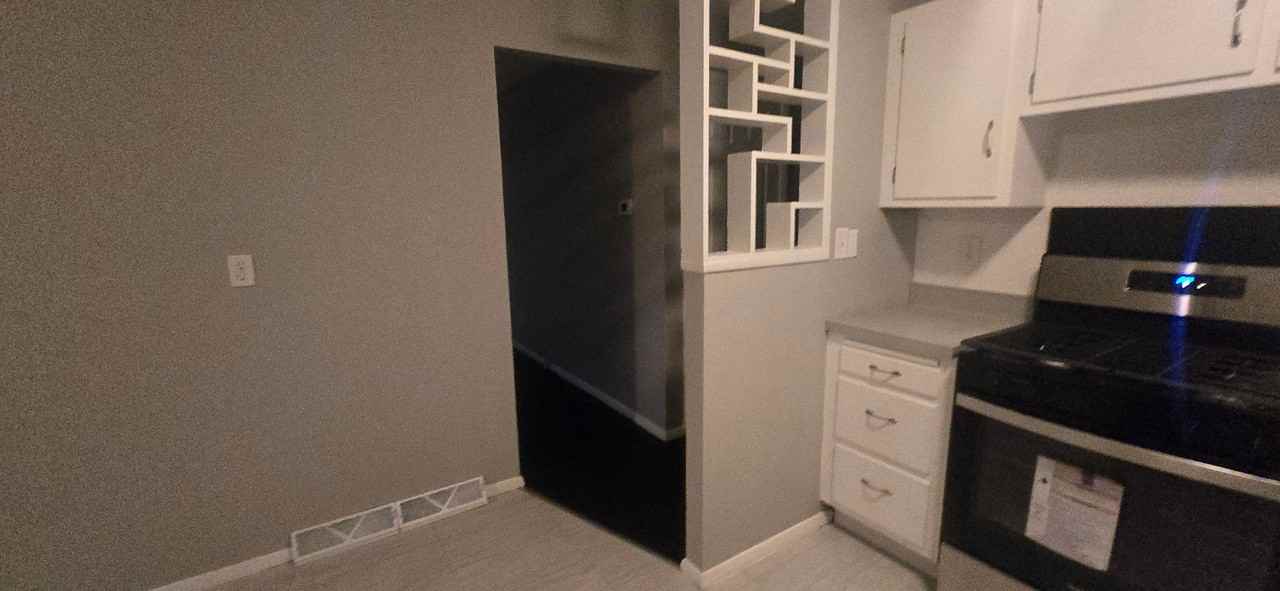 70 Pennsylvania Dr - Photo 6 of 18