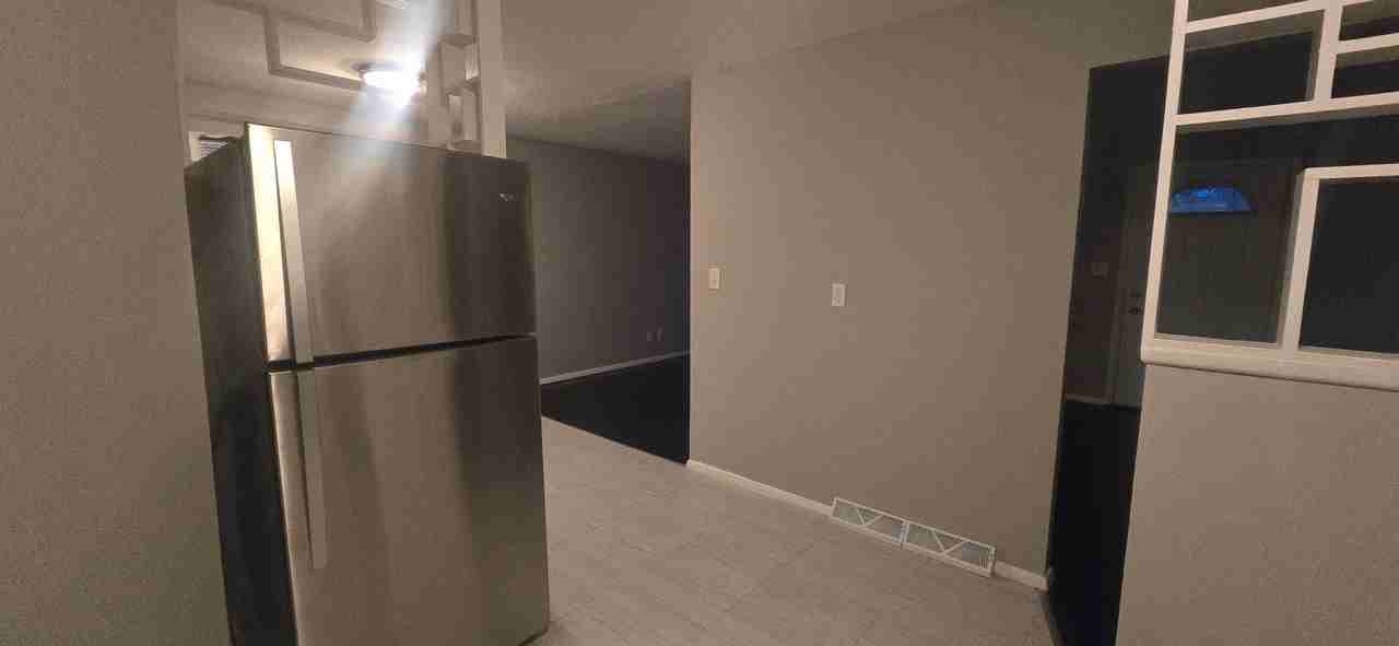 70 Pennsylvania Dr - Photo 7 of 18