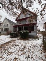 featured image of 96 Hall St