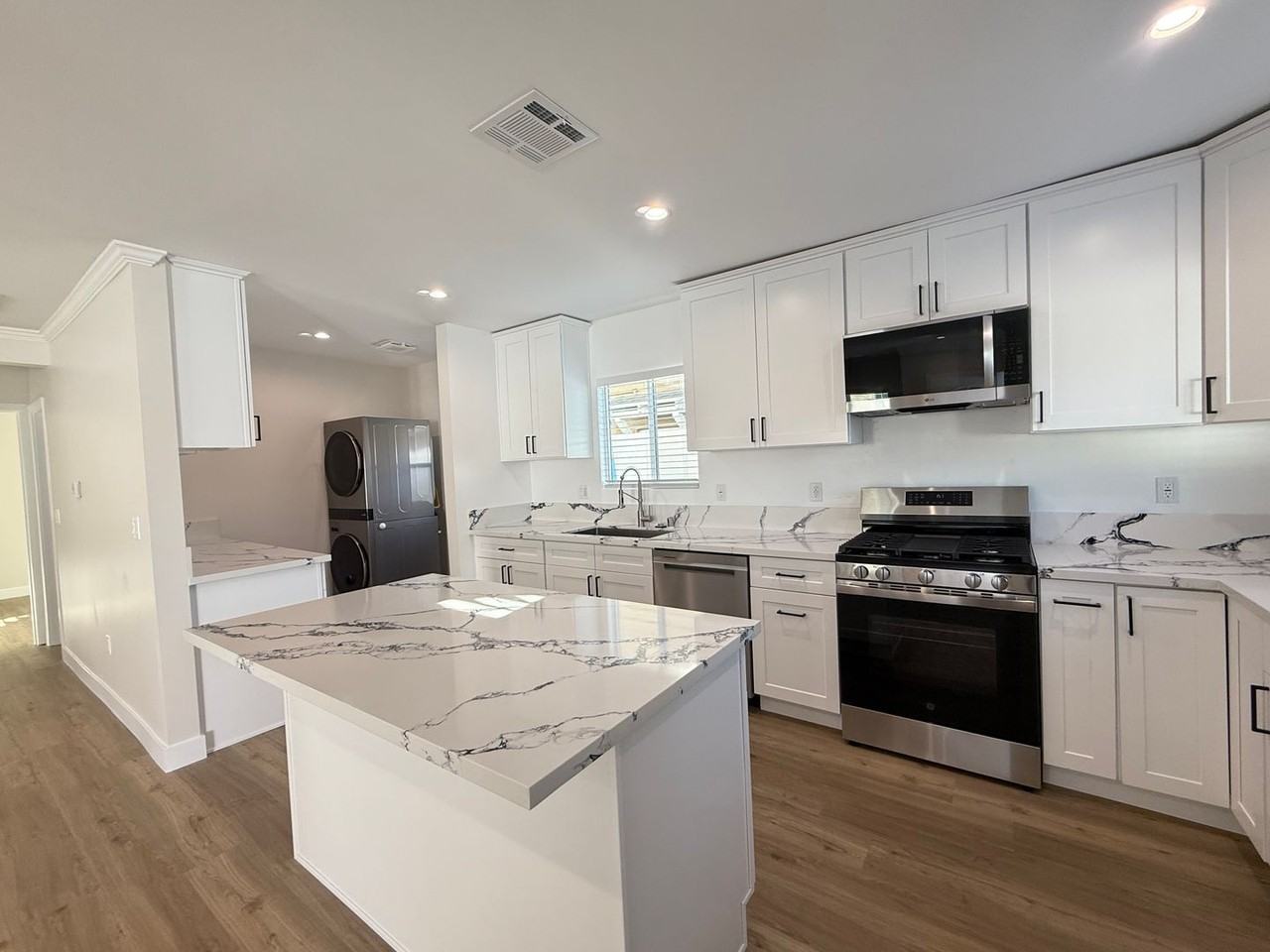 15120 - 15118 Nurmi St - Photo 7 of 50