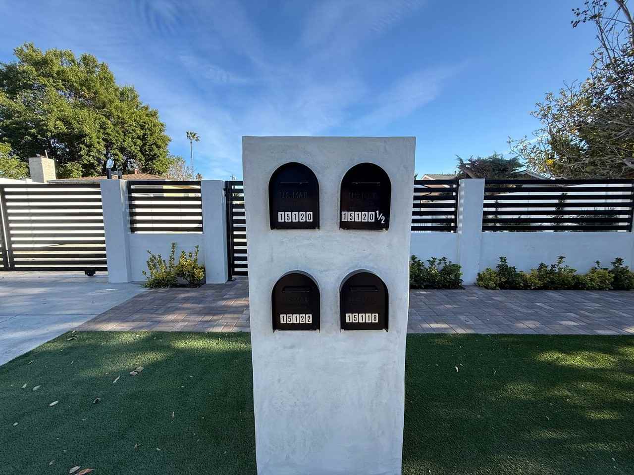 15122 Nurmi St - Photo 2 of 36