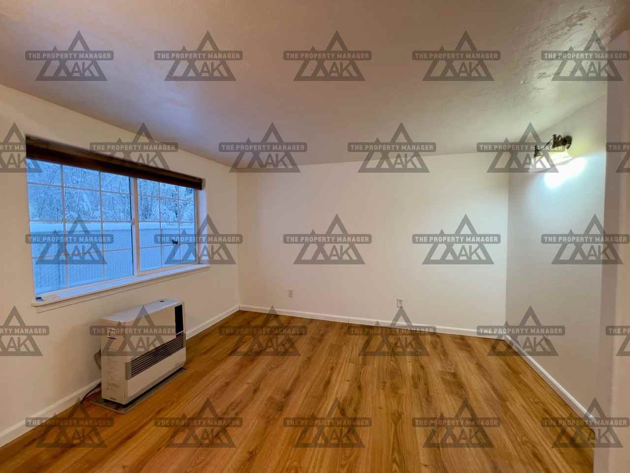 West Fifth Avenue - Photo 4 of 23