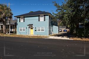 featured image of 1704 Mcgill Ave