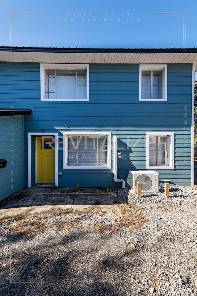 1704 Mcgill Ave - Photo 2 of 39