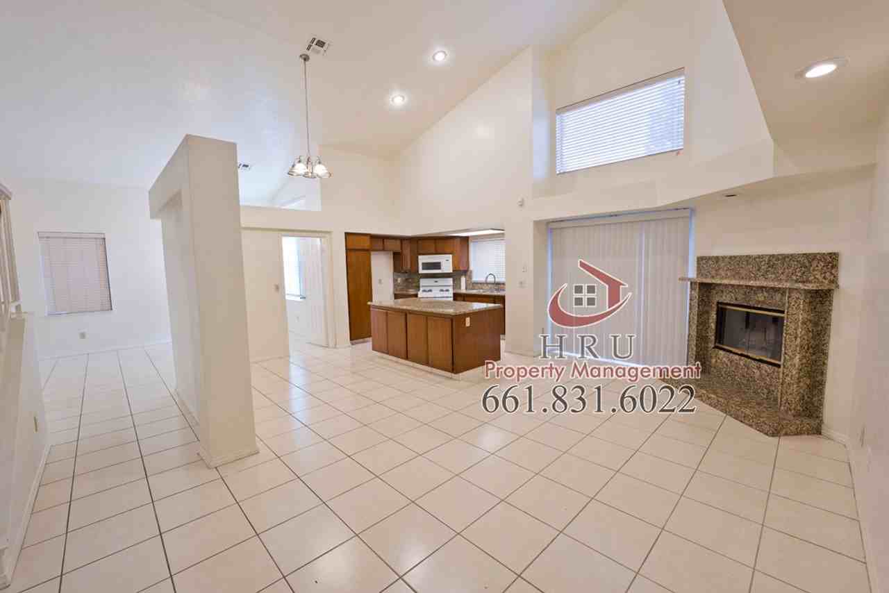 10605 Galway Bay Dr - Photo 7 of 26