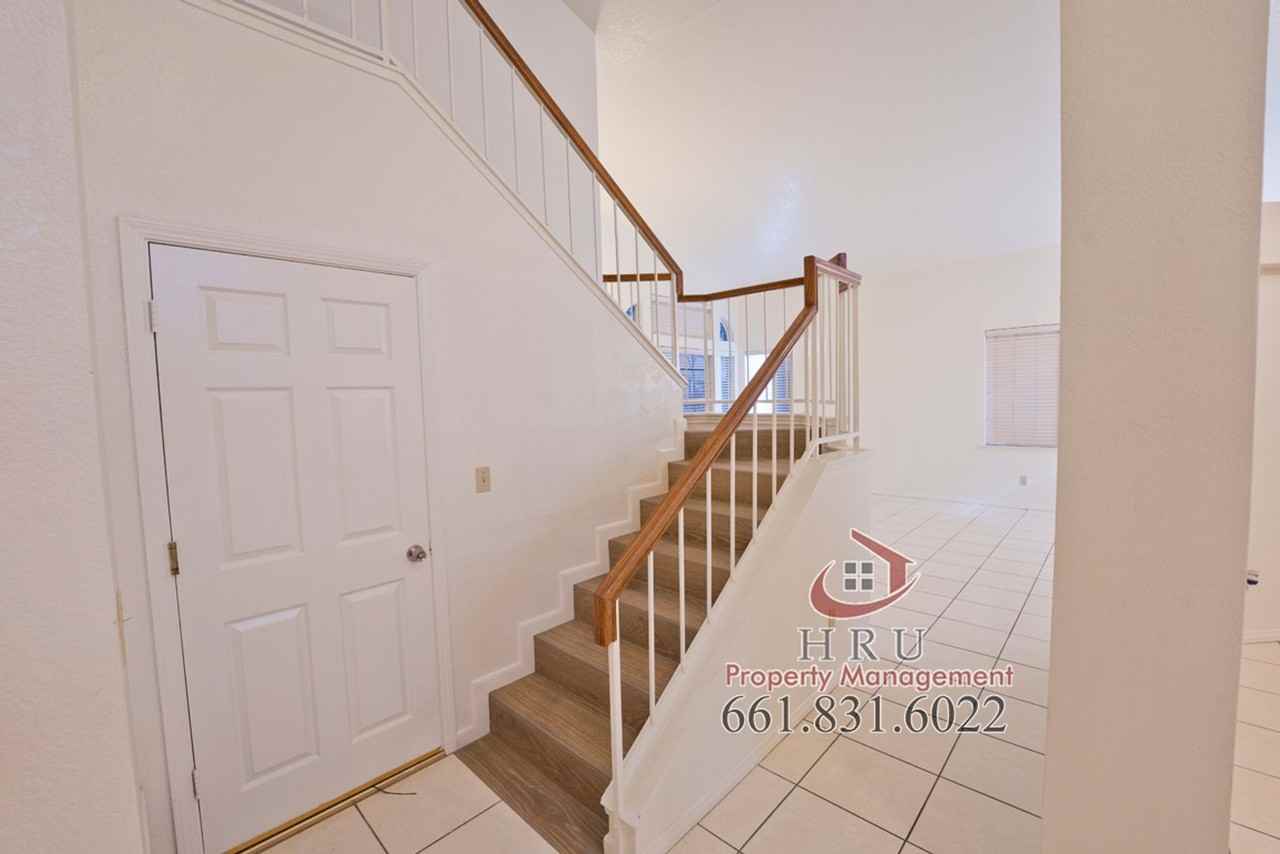 10605 Galway Bay Dr - Photo 4 of 7