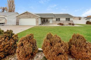 404 W 325 N - Photo 1 of 1