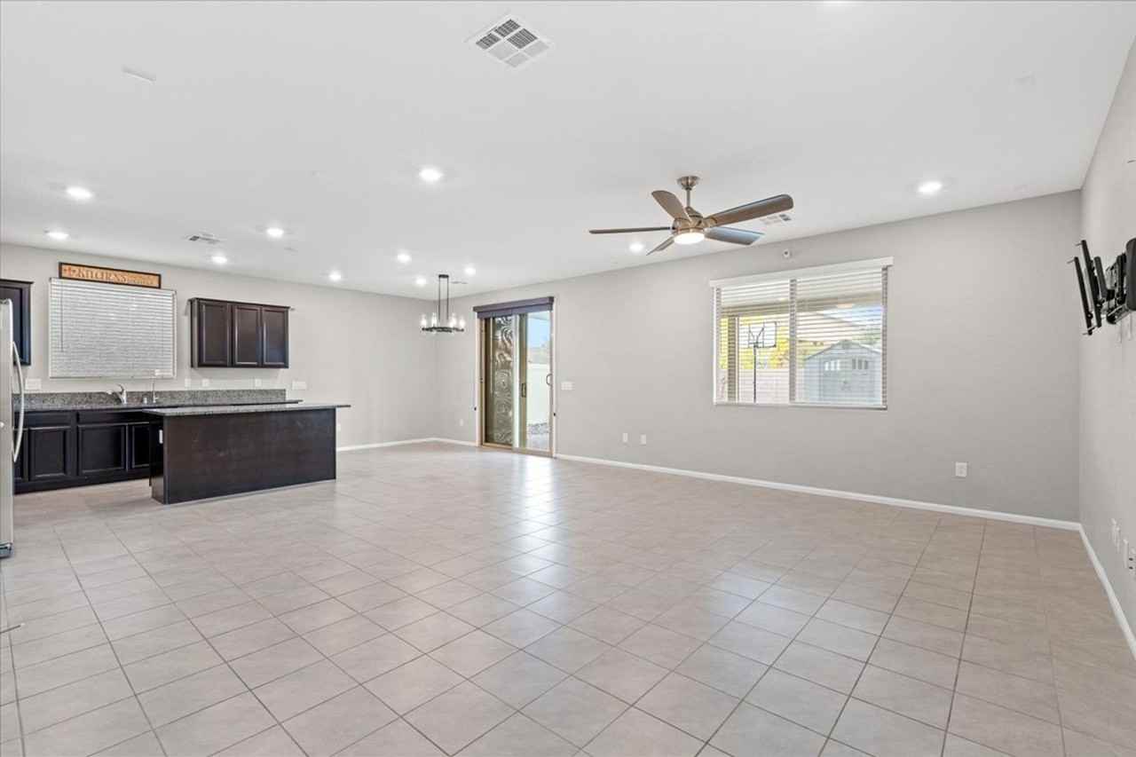 2547 Dollison Ave - Photo 5 of 22