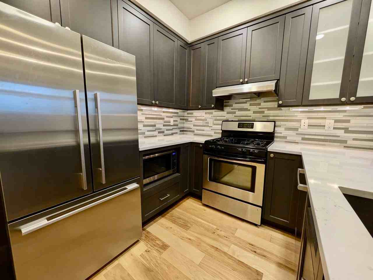 6658 Sw 23rd Pl - Photo 6 of 31