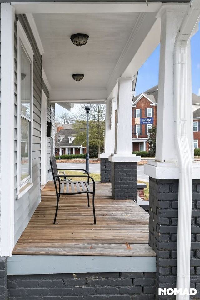 808 Spring Garden St - Photo 6 of 39