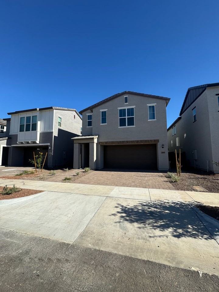 26331 N 24th Gln - Photo 2 of 34