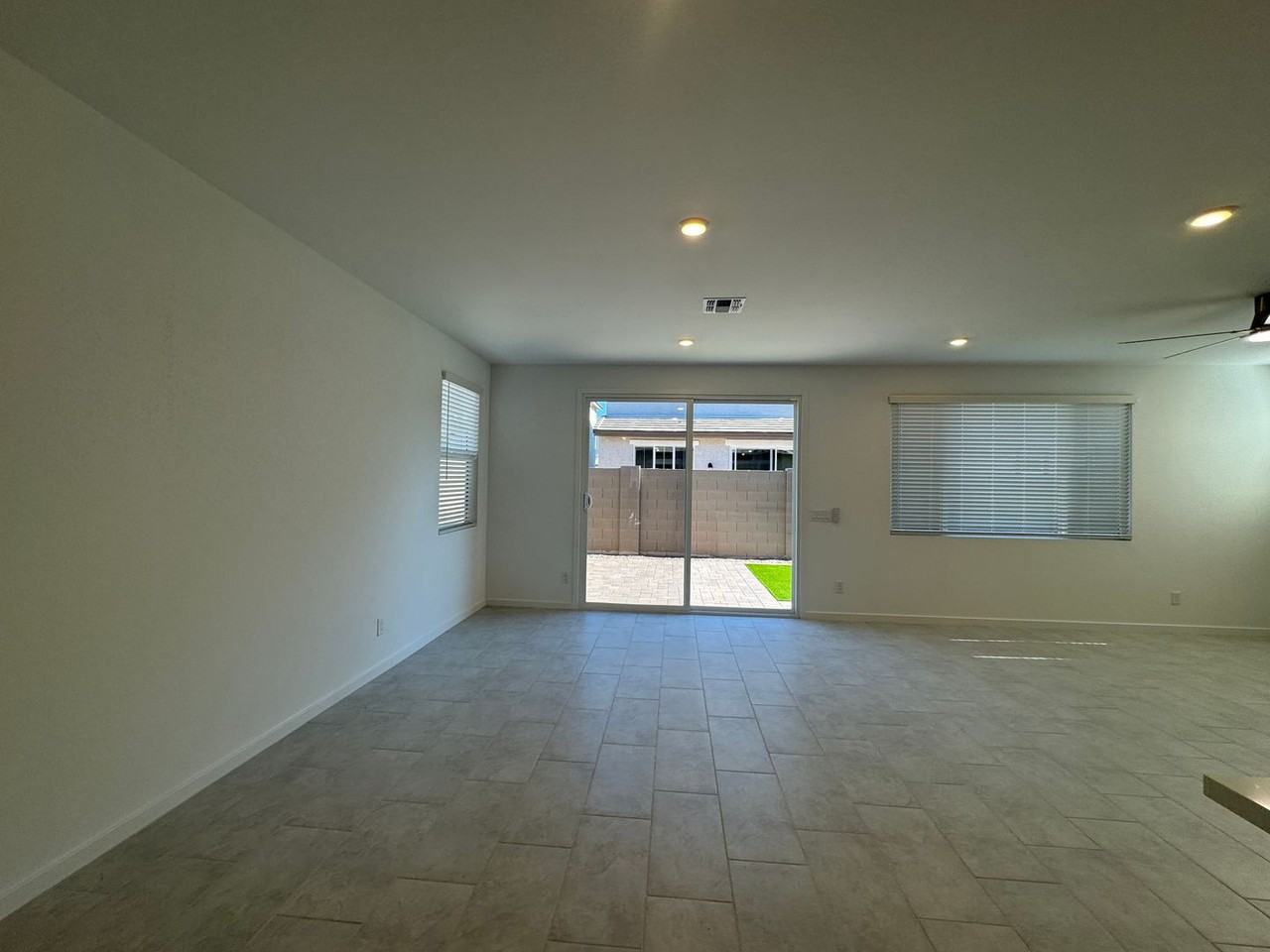 26331 N 24th Gln - Photo 6 of 34