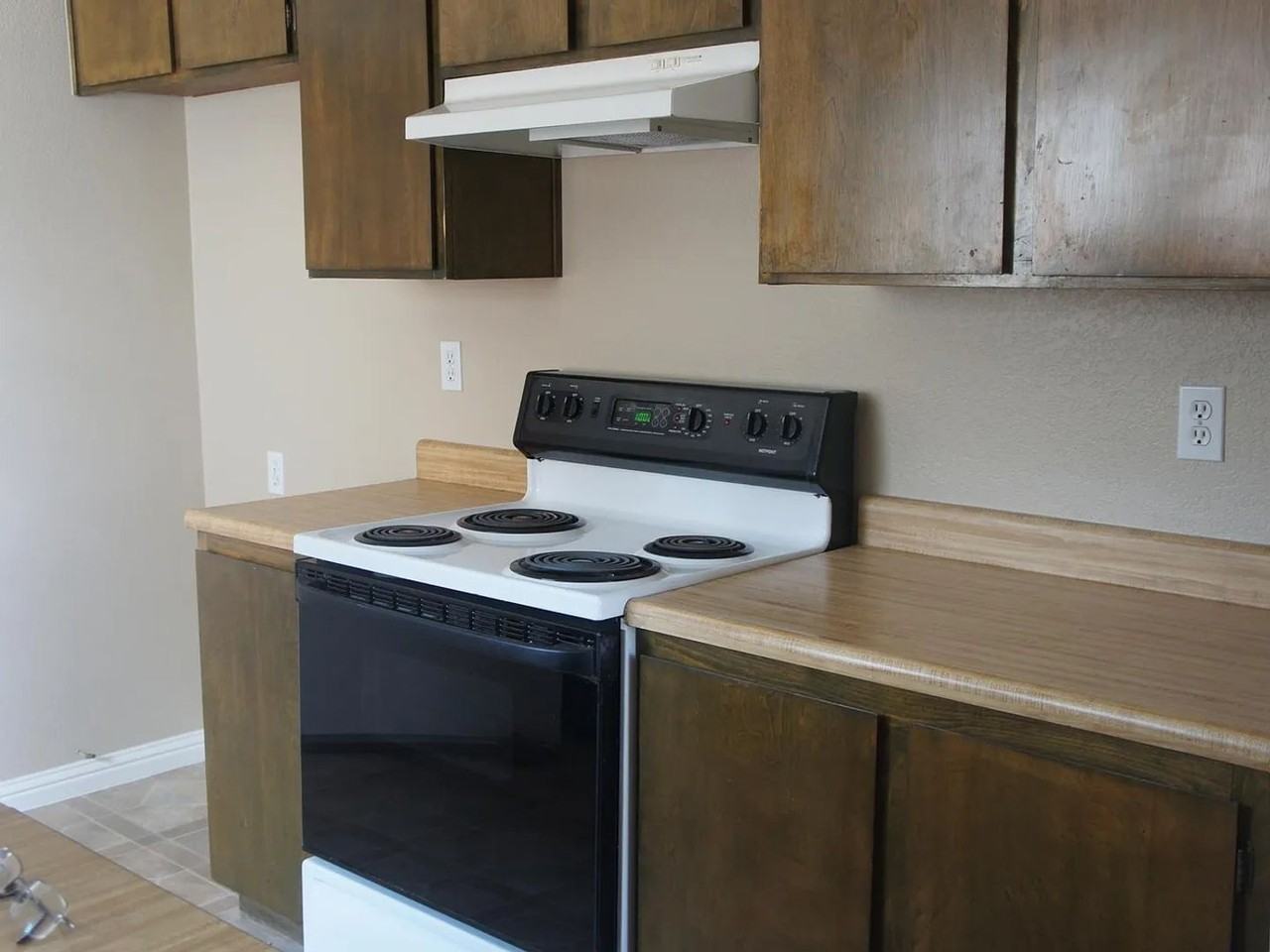 871 Scarlett Pl - Photo 5 of 12