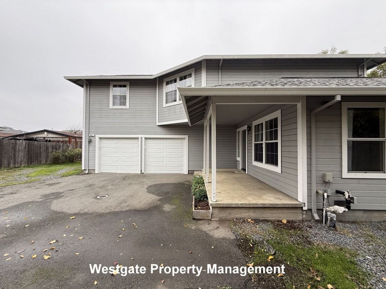 821 B St - Photo 3 of 21