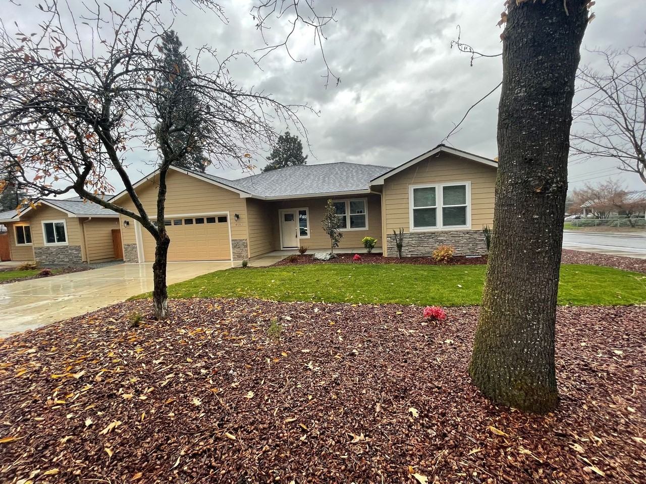 P0097 - 410 4th St, Phoenix Unit A & B - Photo 3 of 46