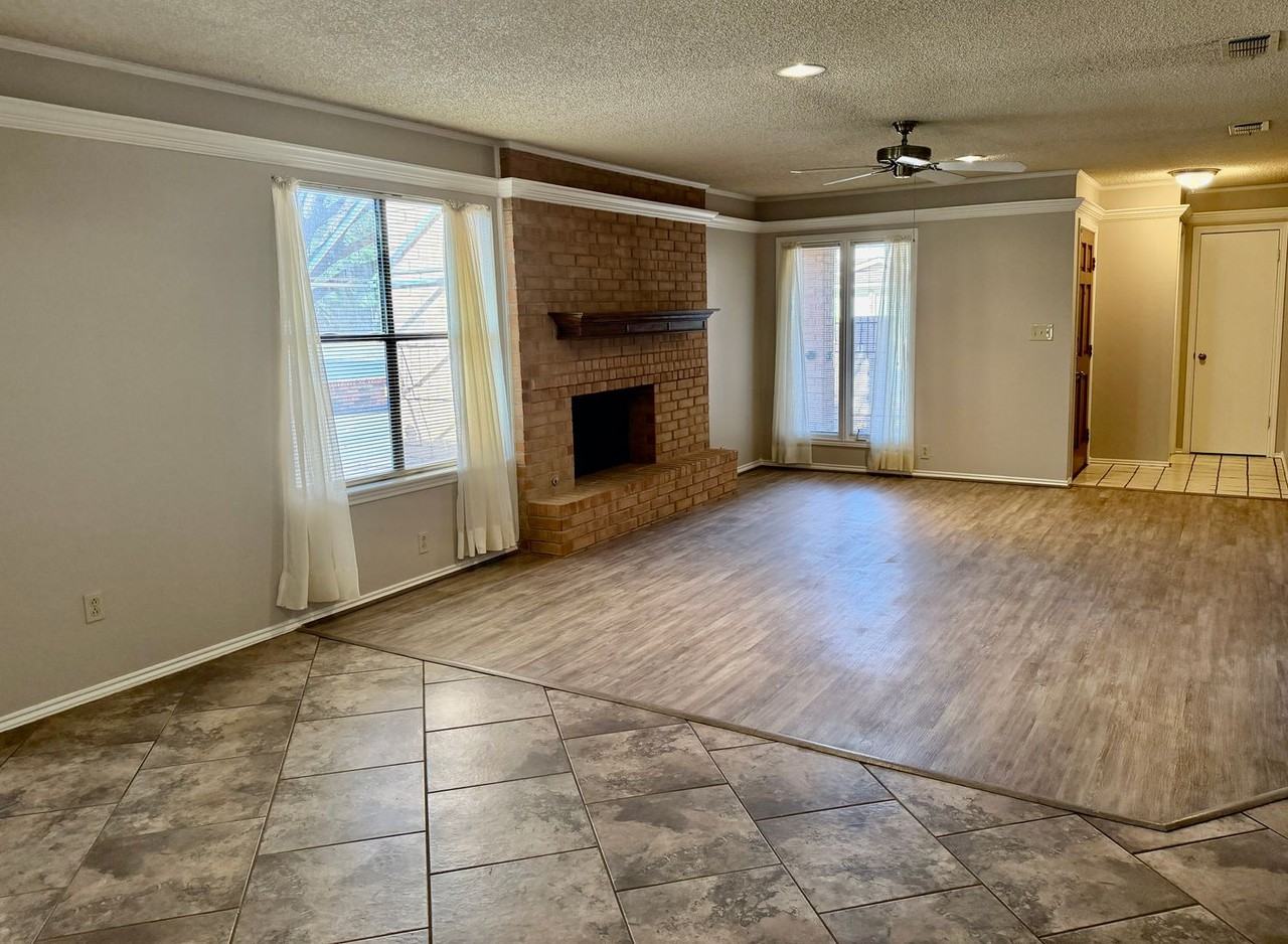 3315 78th St - Photo 4 of 29