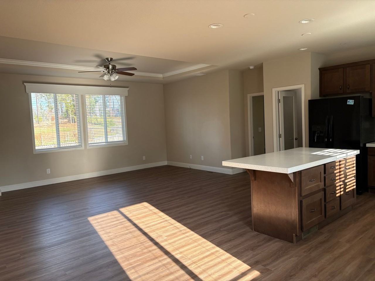 7045 Molokai Dr - Photo 5 of 16