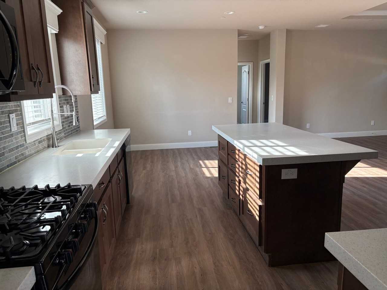 7045 Molokai Dr - Photo 7 of 16