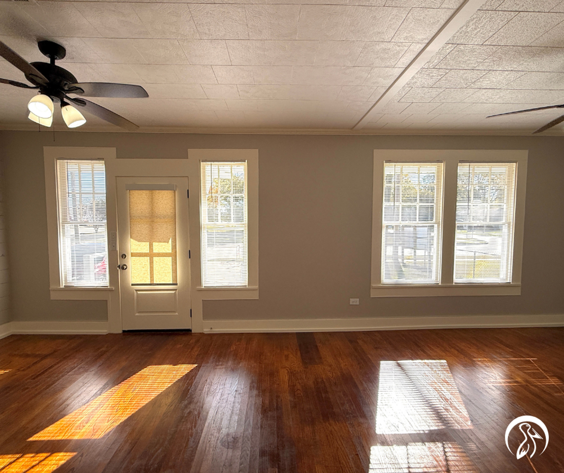 508 Mill St - Photo 2 of 14