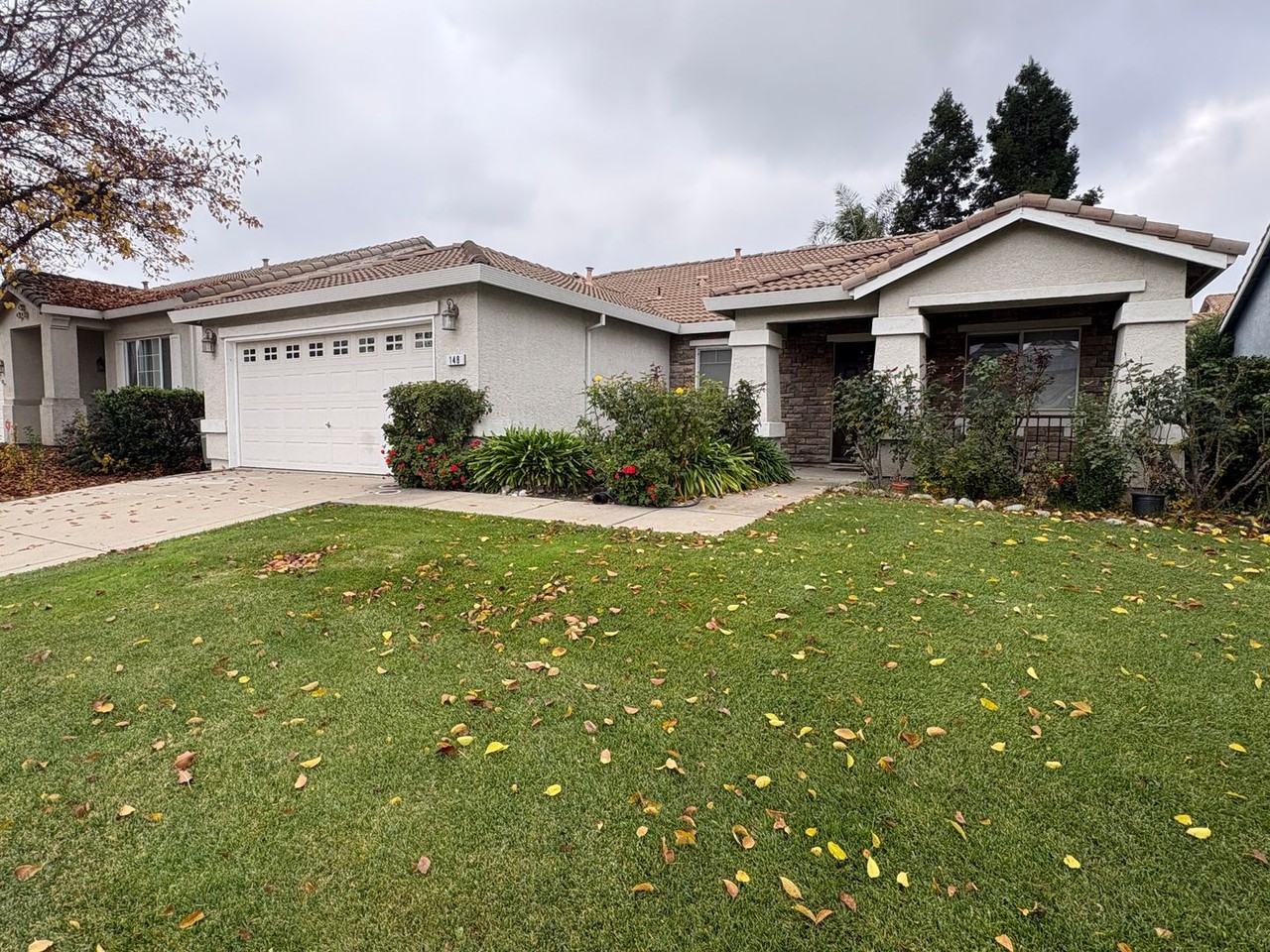 148 Mike Gartrell Cir - Photo 2 of 13