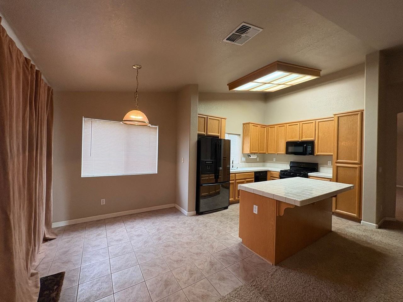 148 Mike Gartrell Cir - Photo 6 of 13