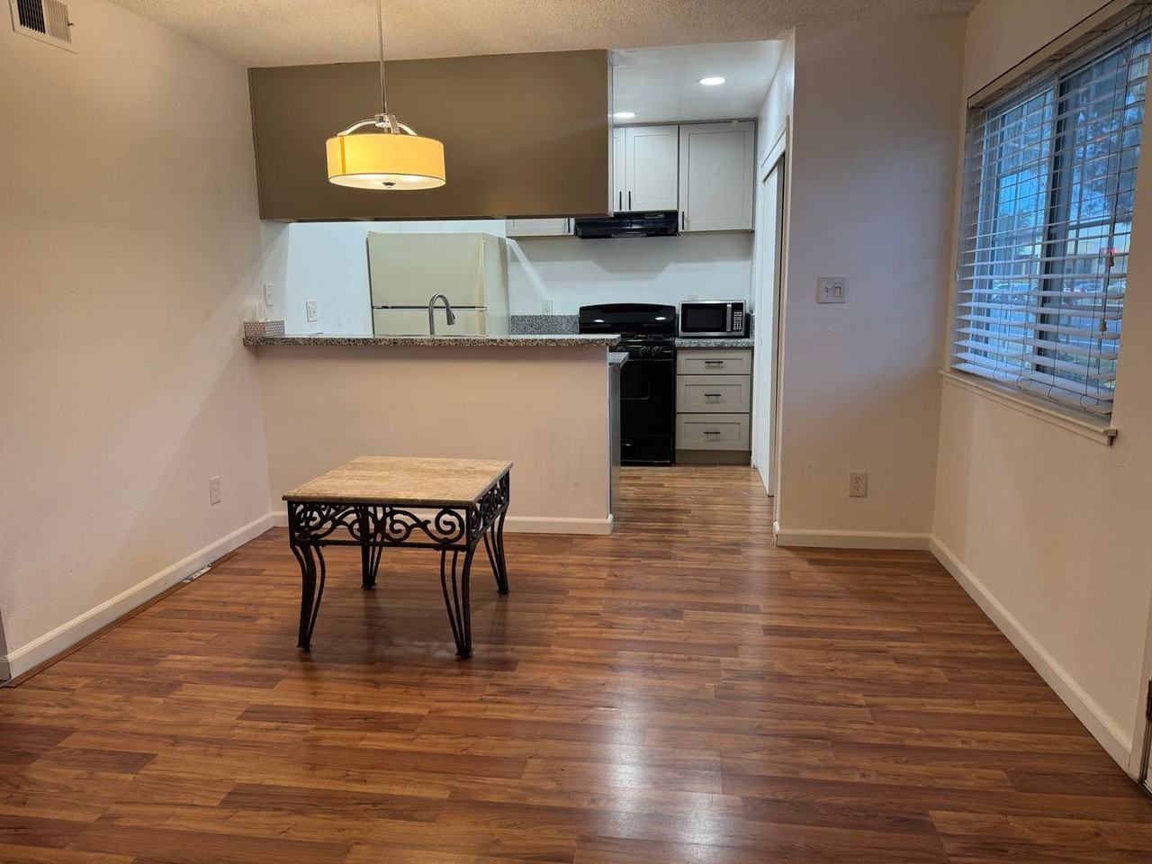 309 Harding Blvd #1 - Photo 5 of 13