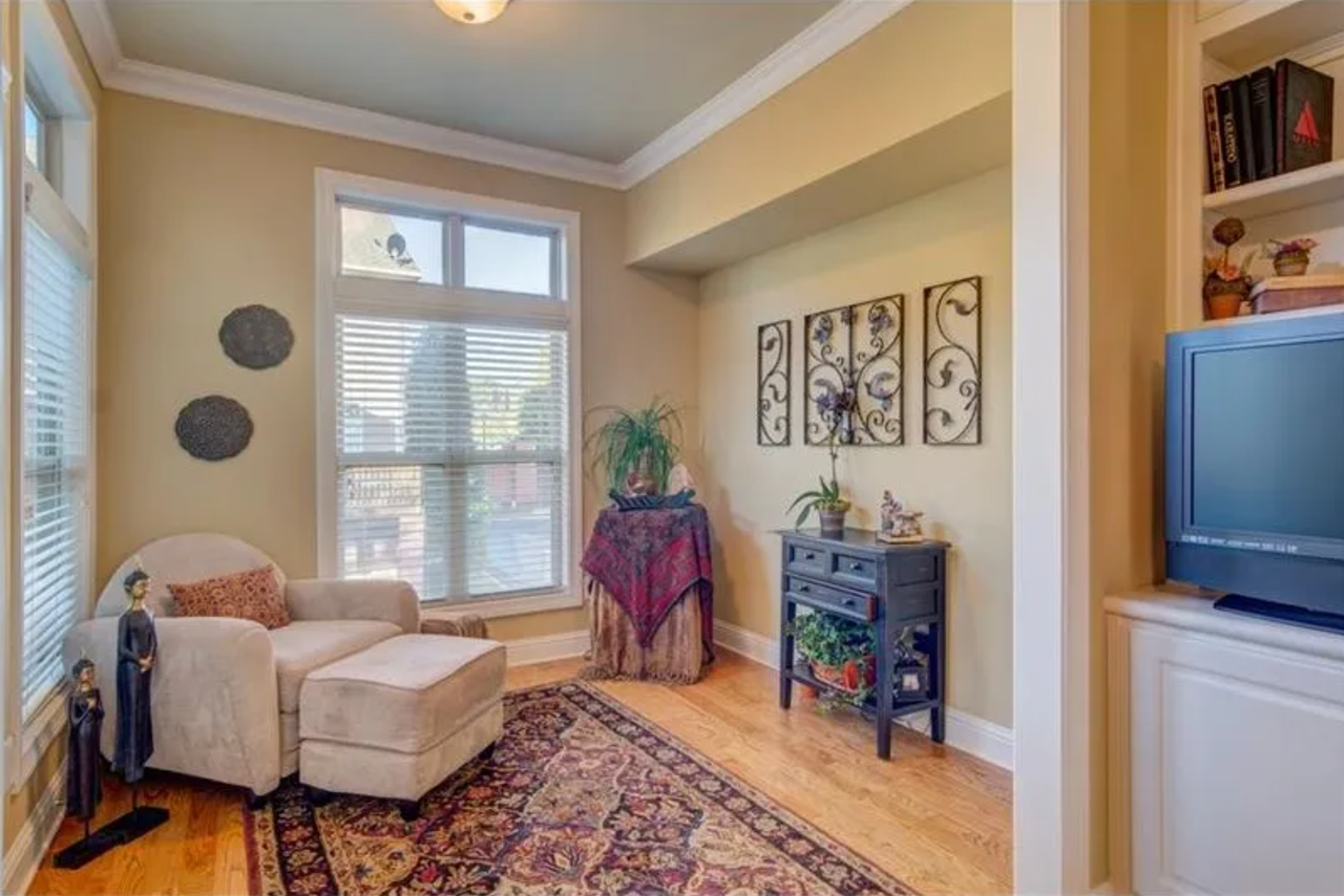 10711 Weir Way - Photo 4 of 20