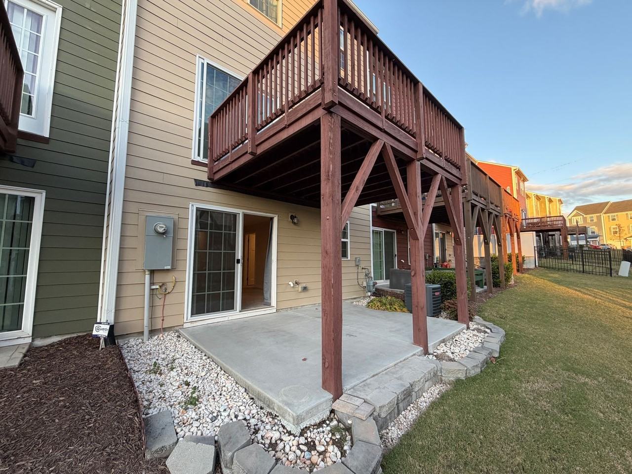 104 Journey Pl - Photo 3 of 21