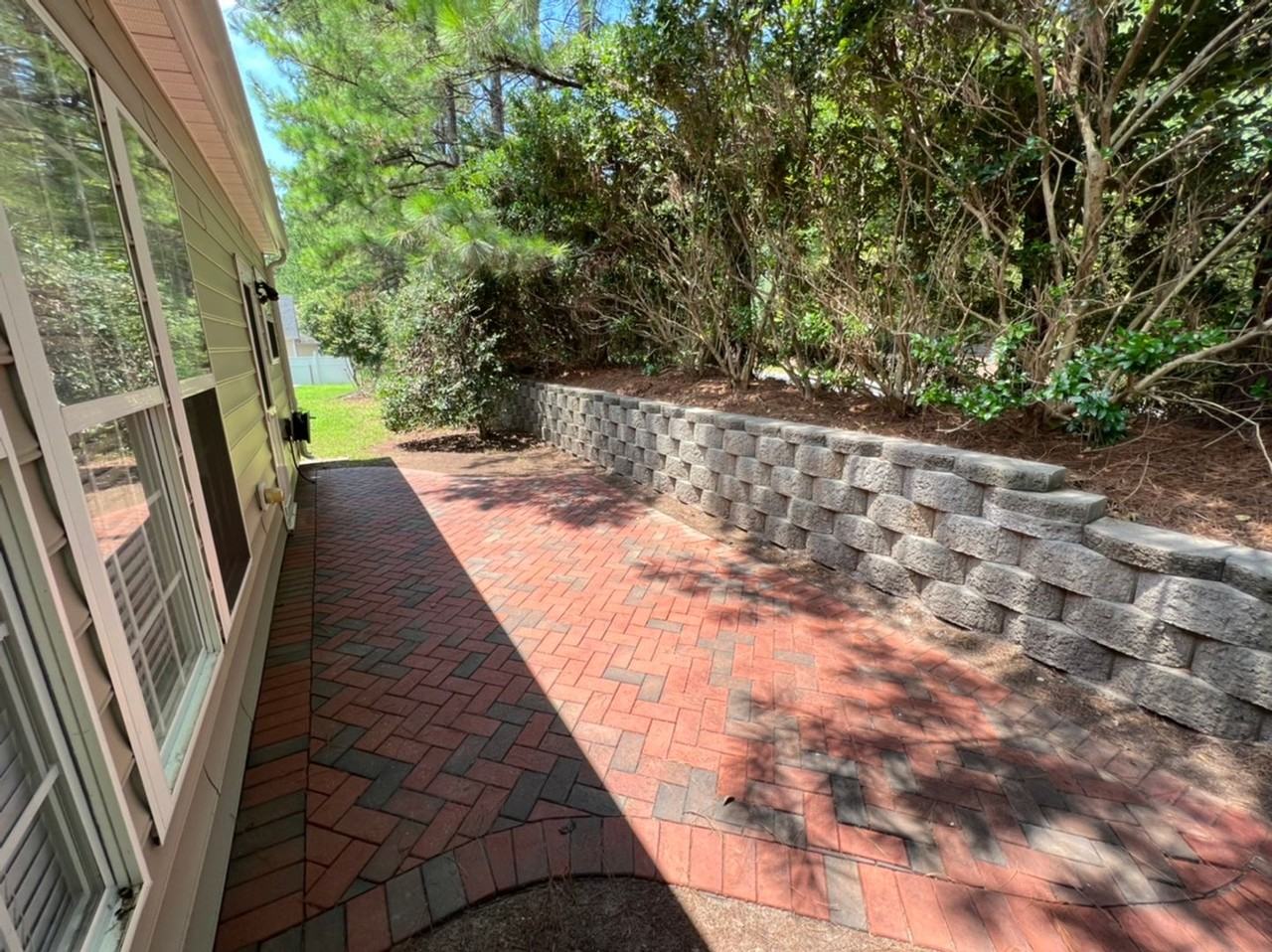 1017 Red Hat Ln - Photo 4 of 19