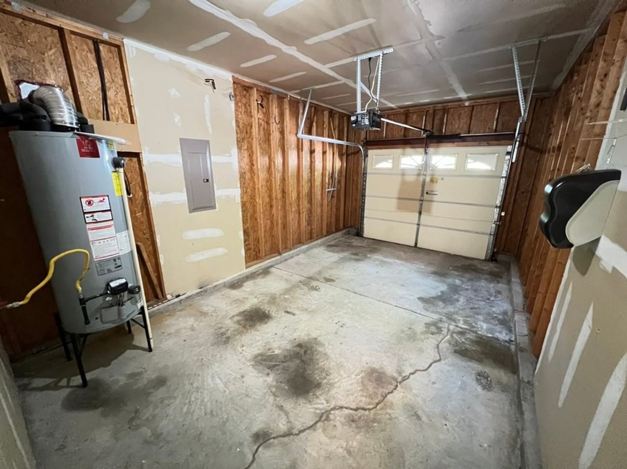 1017 Red Hat Ln - Photo 5 of 19