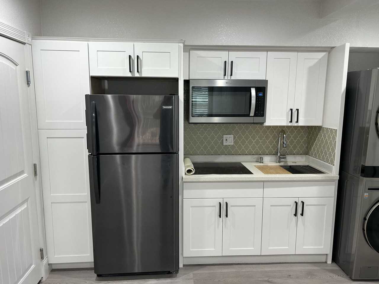 823A Knights Cir - Photo 5 of 17