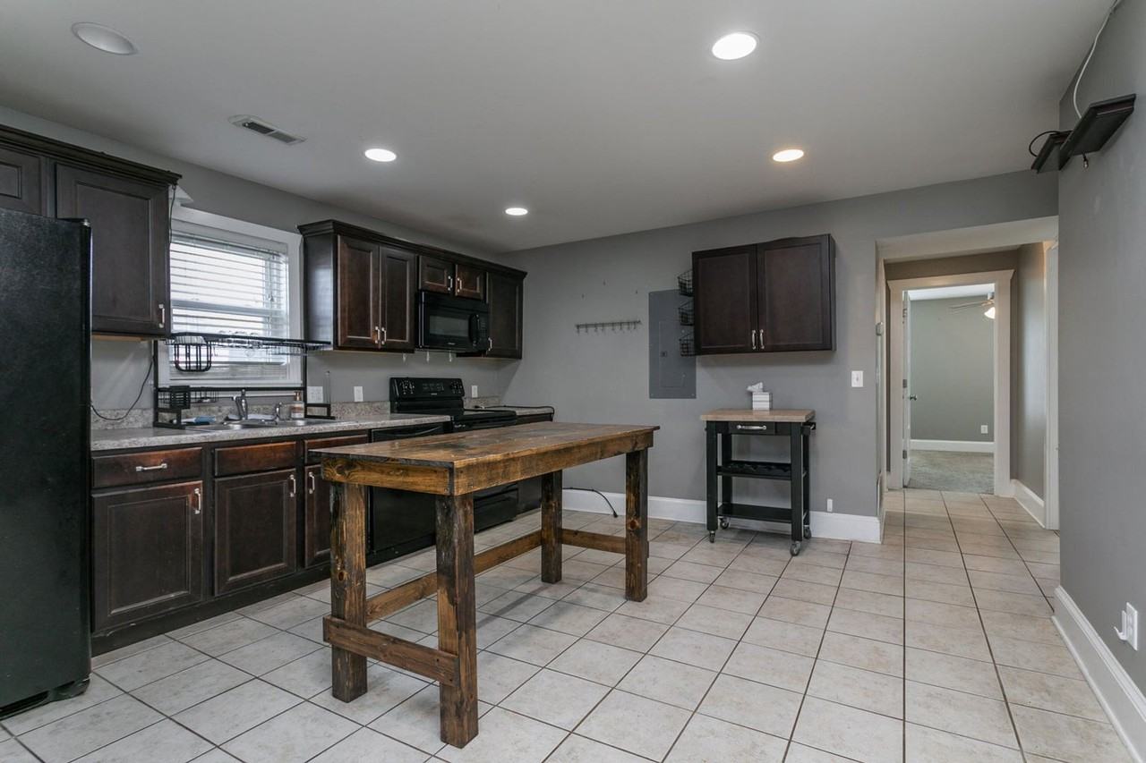 1514 Richardson St - Photo 2 of 8