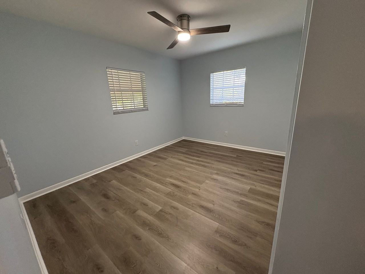 2510 Lake Ellen Dr - Photo 3 of 29