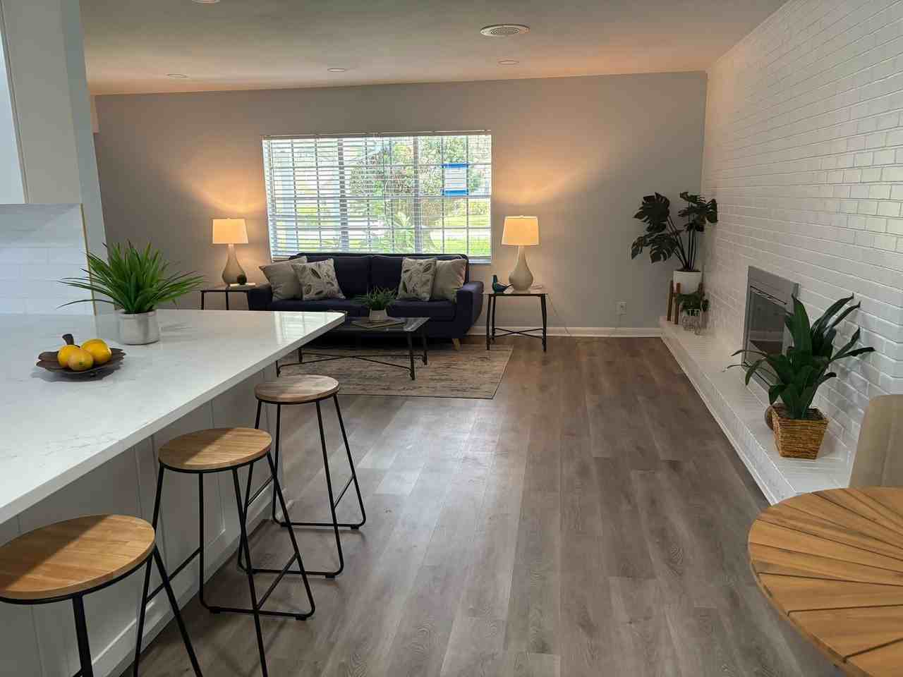 2510 Lake Ellen Dr - Photo 5 of 29